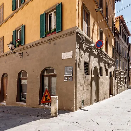 Lejlighed Guesthost - Charme In The Historic Centre Of *