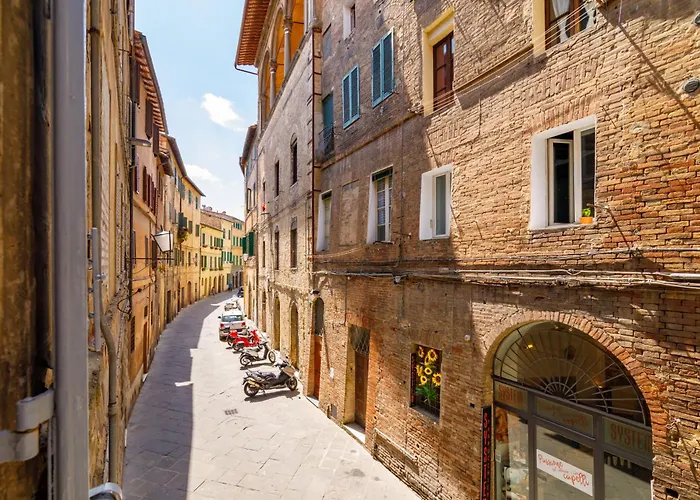 Lejlighed Guesthost - Charme In The Historic Centre Of Siena