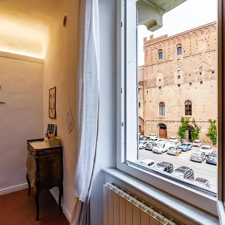 Guesthost - Charme In The Historic Centre Of Lejlighed Siena