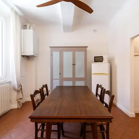 Charme Centro Storico Apartment *