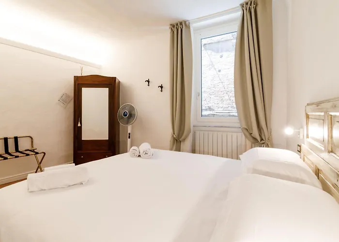 Apartamento Guesthost - Charme In The Historic Centre Of