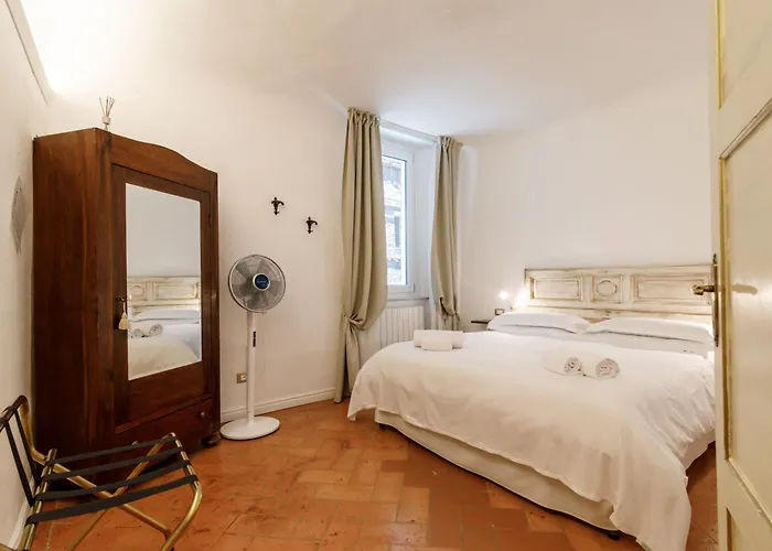 Apartamento Guesthost - Charme In The Historic Centre Of *