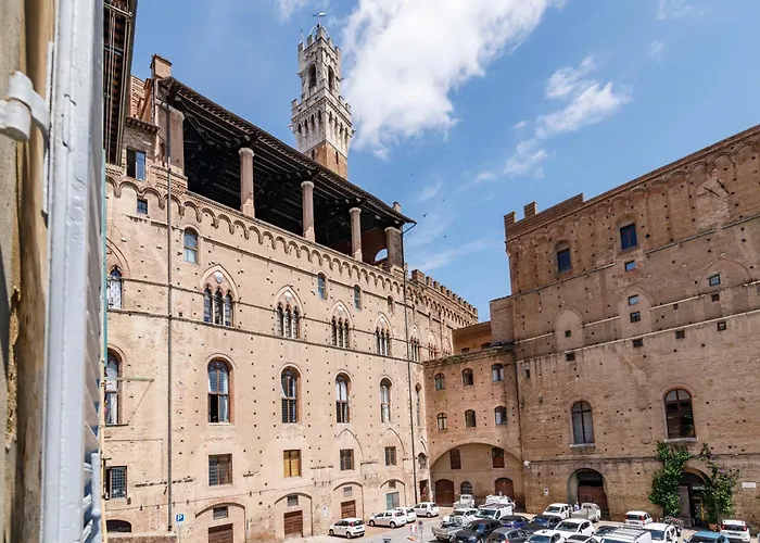 Guesthost - Charme In The Historic Centre Of *